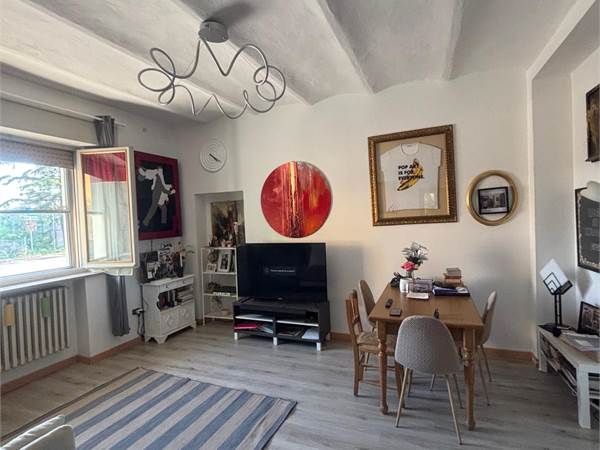 Appartamento con giardino a Montecolombo