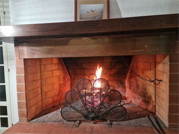 Casa indipendente con giardino a Borghi 