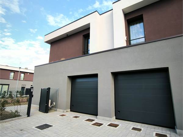 Quadrilocale con giardino a Calderara di Reno 