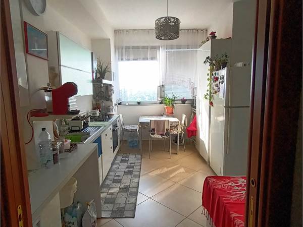 Appartamento con balcone in vendita a Rimini