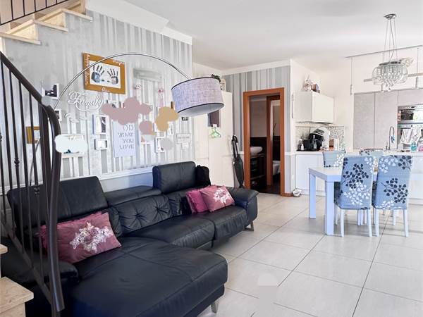 Casa indipendente a Sant'Andrea in Besanigo